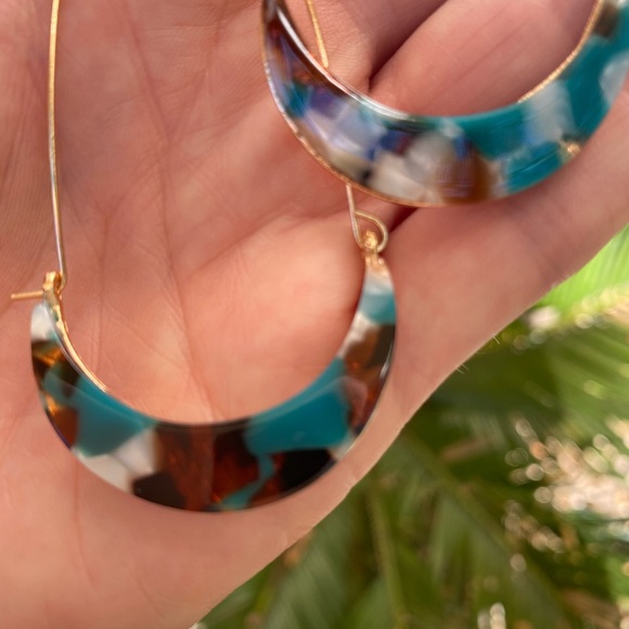 Crescent Hoop Earrings - Picture 3 of 3